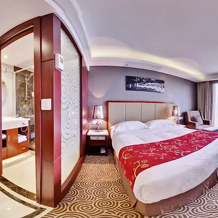 Huatian Chinagora Hotel 4*