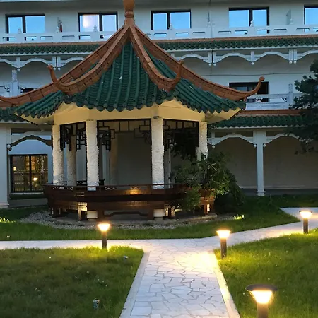 Huatian Chinagora Hotel Alfortville