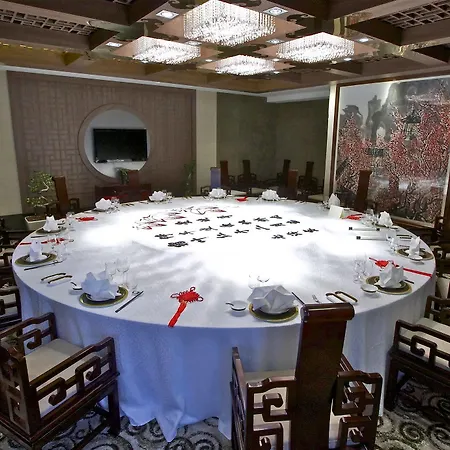 Huatian Chinagora Hotel 4*